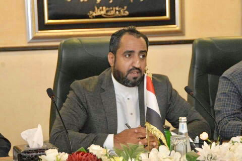 الاستاذ طارق غالب القرشي