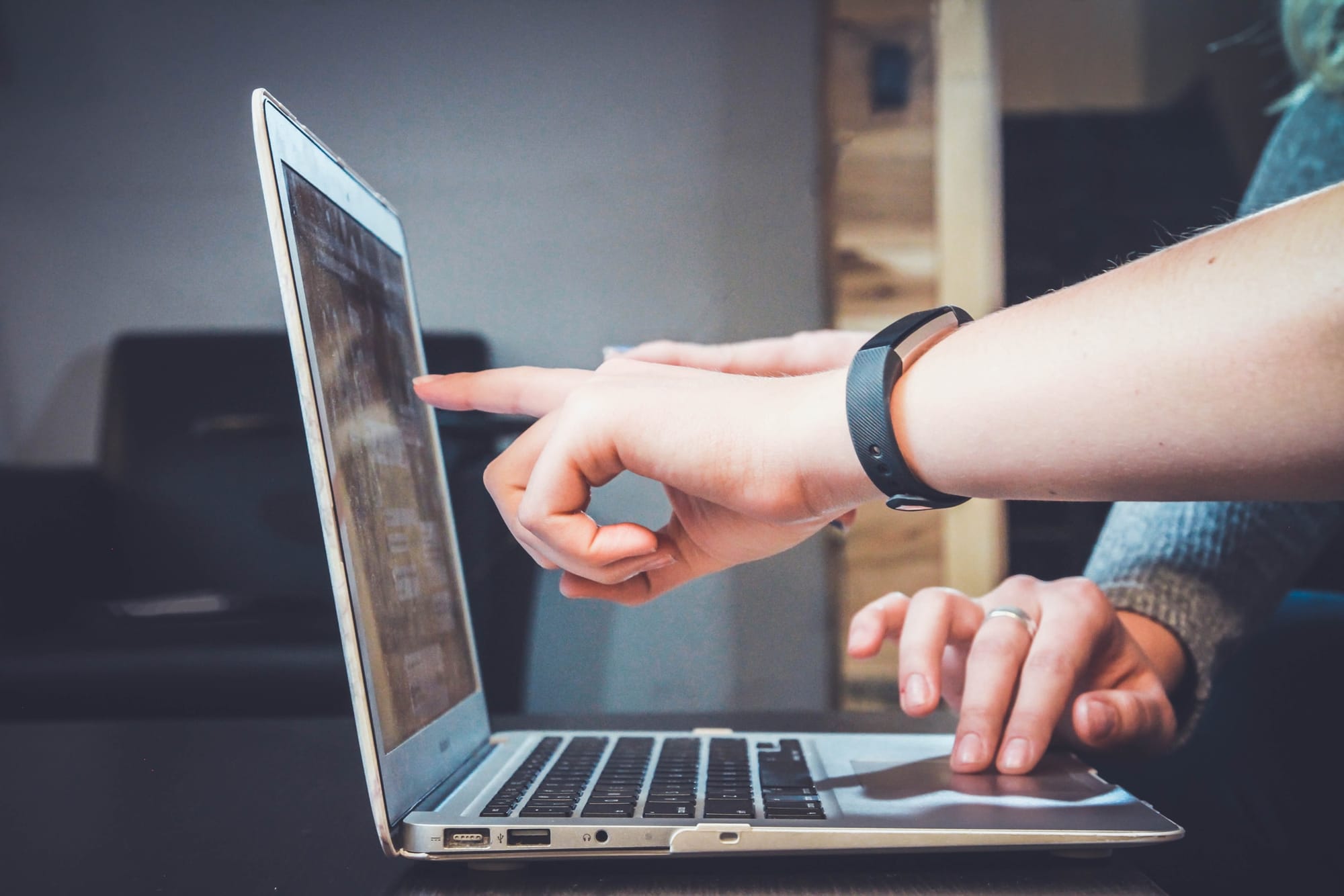 ¿CUALES SON LAS FUNCIONES DE UN CENTRO DE COMPUTO?