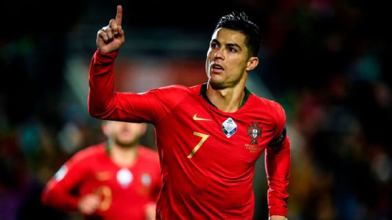 Ronaldo Dekati 100 Gol di Ajang Internasional Usai Hattrick Melawan Lithuania