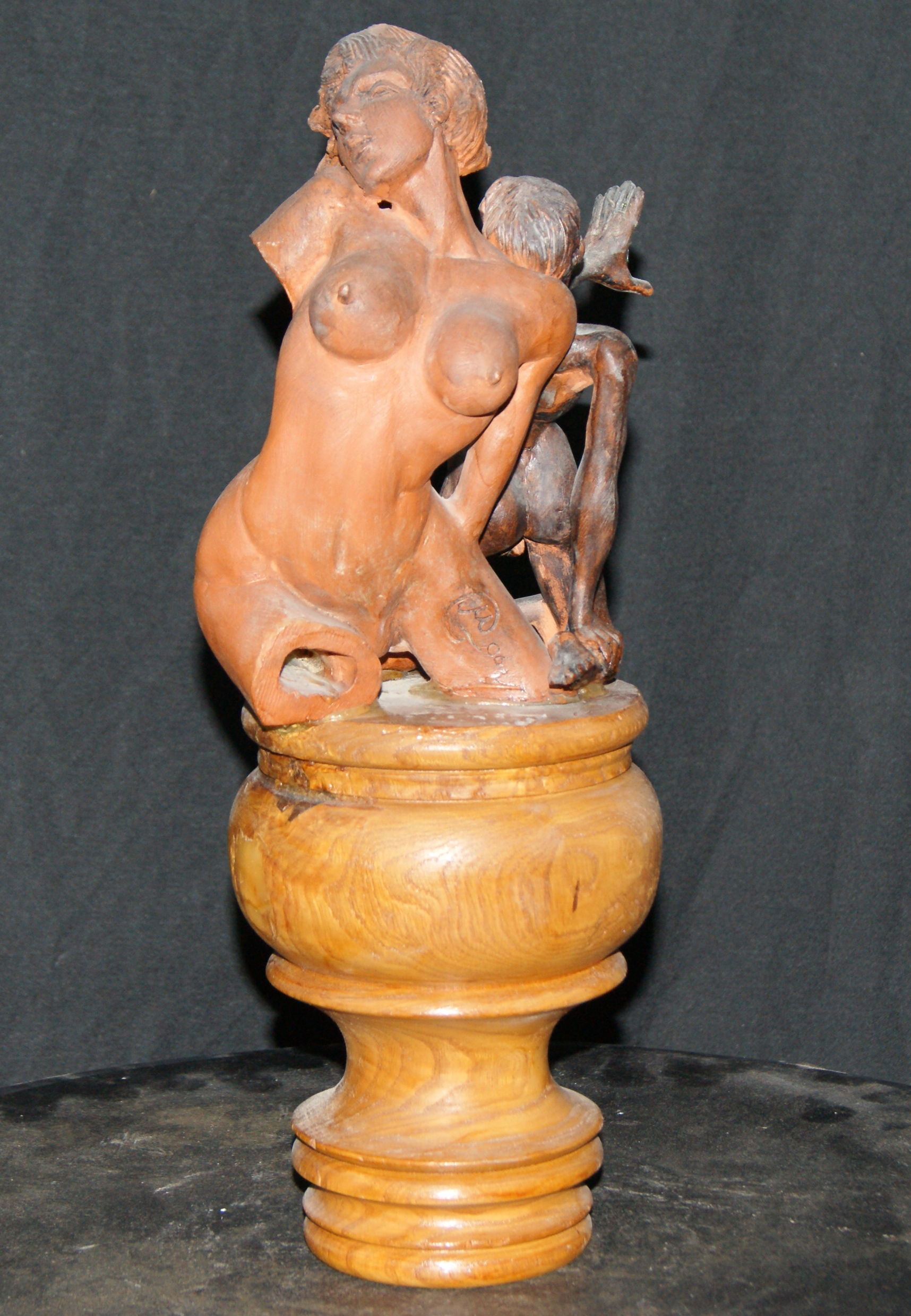 2006.''Passione virtuale'' b 17x14, h36, terracotta