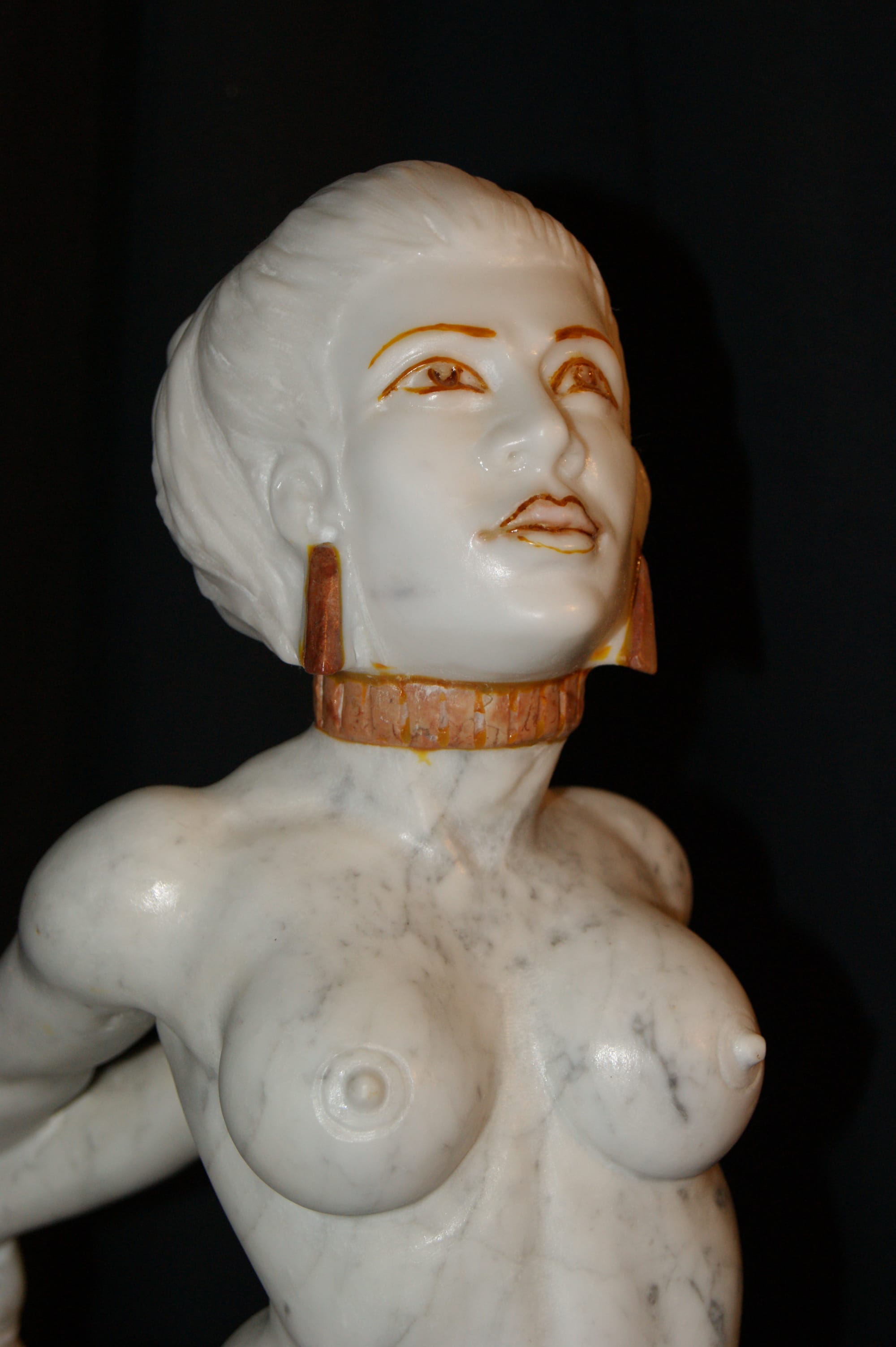 2012. ''Orgoglio '',b25x23,h40, marmo