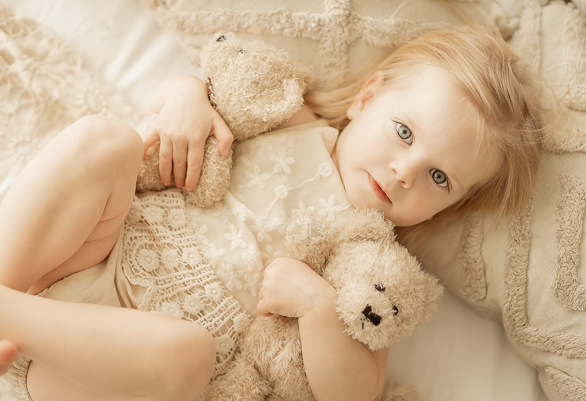 צילום ילדים בסטודיו | צילום גיל שנה בסטודיו