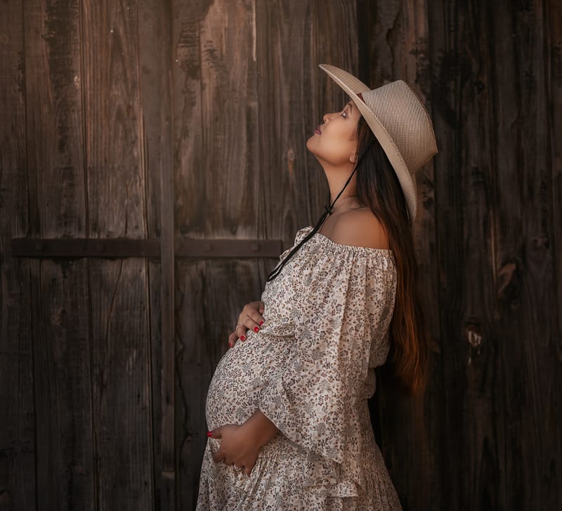 צילומי הריון בטבע