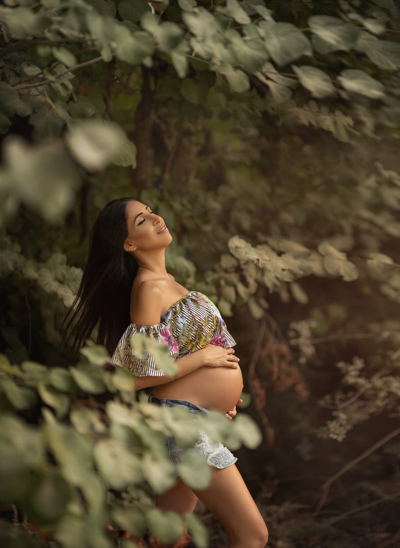 צילומי הריון בטבע