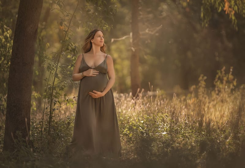 צילומי הריון בטבע