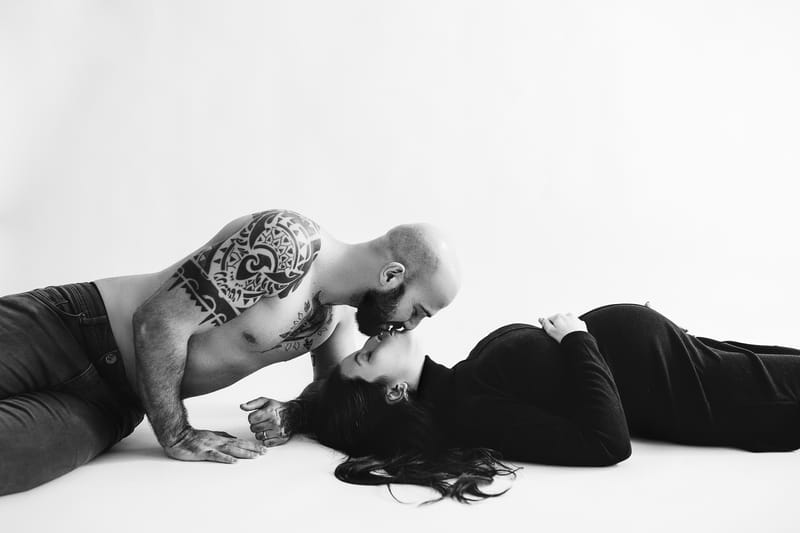 הריון בסטודיו\ בית הלקוח