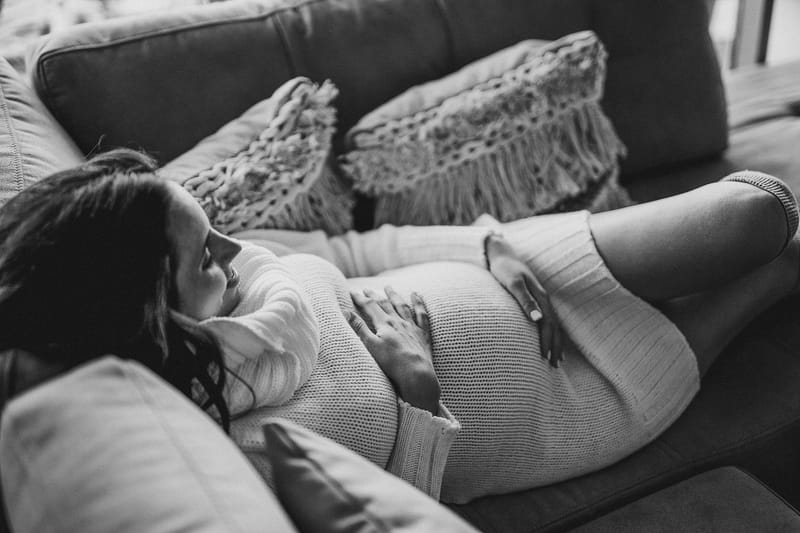 הריון בסטודיו\ בית הלקוח