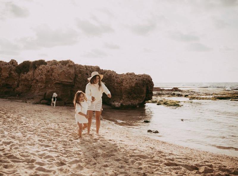 צילומי משפחה בים | צילומי הריון בים | צילומי גיל שנה בים