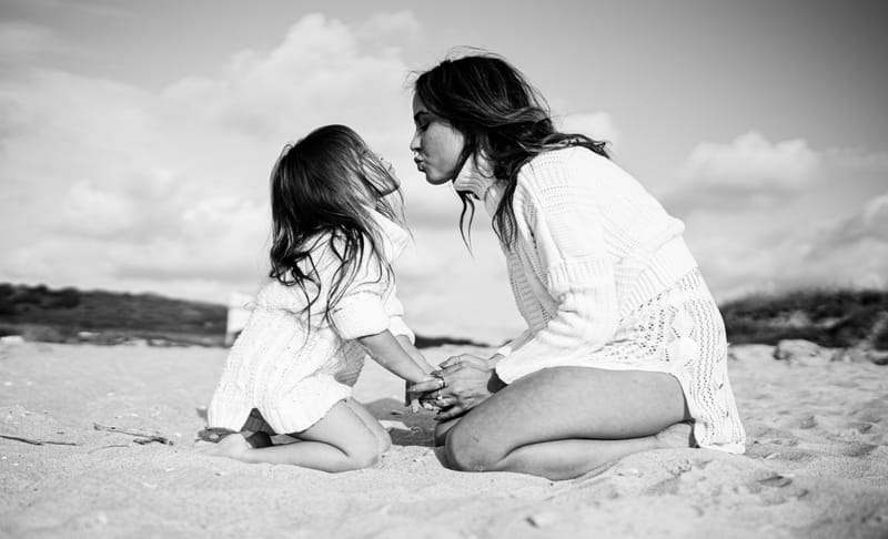 צילומי משפחה בים | צילומי הריון בים | צילומי גיל שנה בים