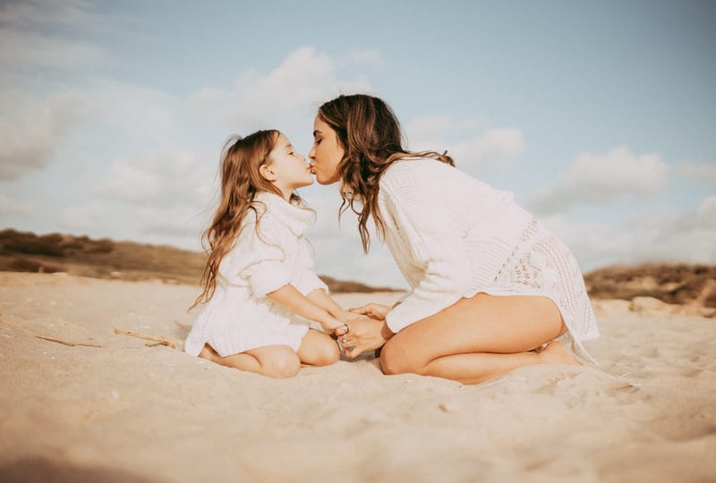 צילומי משפחה בים | צילומי הריון בים | צילומי גיל שנה בים