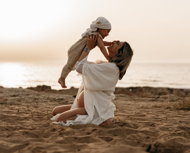 צילומי משפחה בים | צילומי הריון בים | צילומי גיל שנה בים