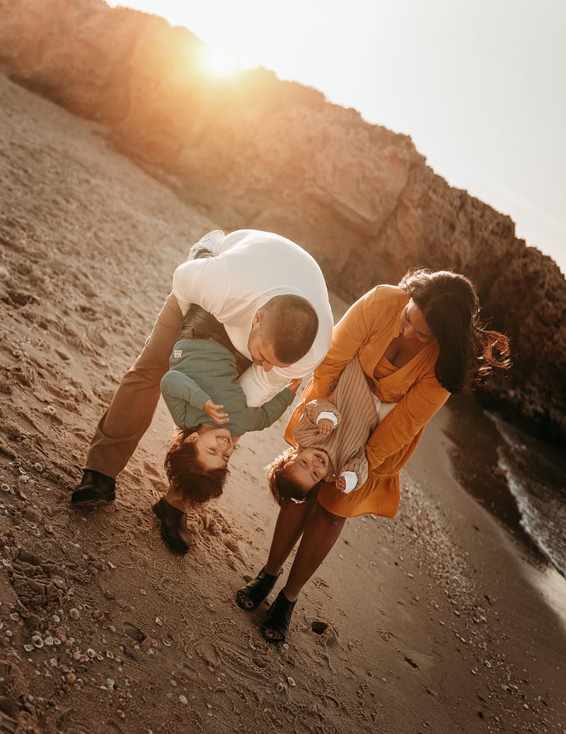 צילומי משפחה בים | צילומי הריון בים | צילומי גיל שנה בים