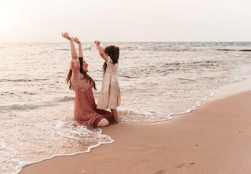 צילומי משפחה בים | צילומי הריון בים | צילומי גיל שנה בים