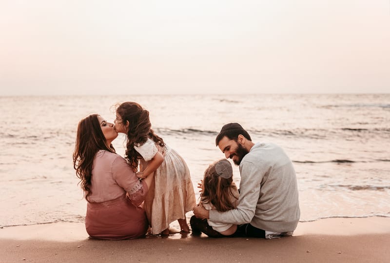 צילומי משפחה בים | צילומי הריון בים | צילומי גיל שנה בים