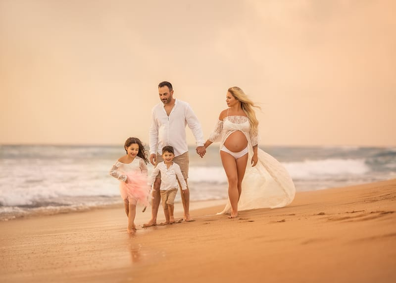 צילומי משפחה בים | צילומי הריון בים | צילומי גיל שנה בים