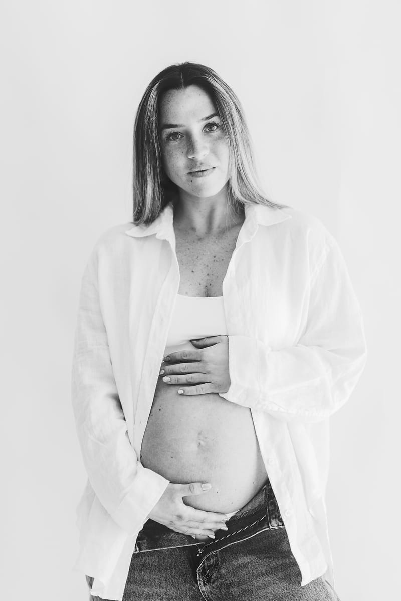 הריון בסטודיו\ בית הלקוח