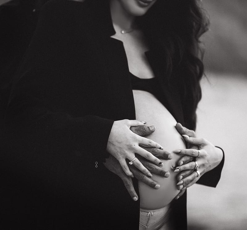 צילומי הריון בטבע