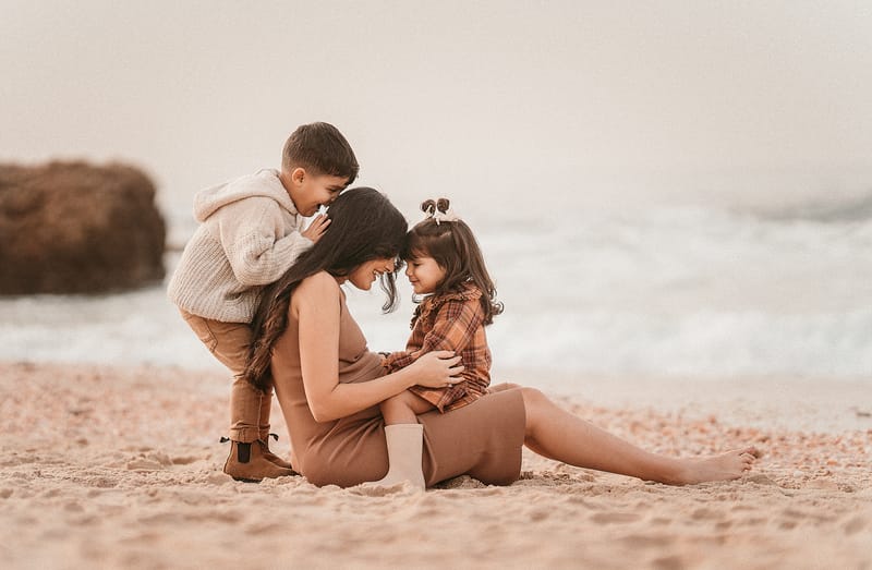 צילומי משפחה בים | צילומי הריון בים | צילומי גיל שנה בים