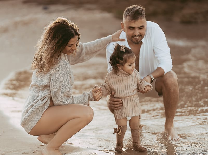 צילומי משפחה בים | צילומי הריון בים | צילומי גיל שנה בים