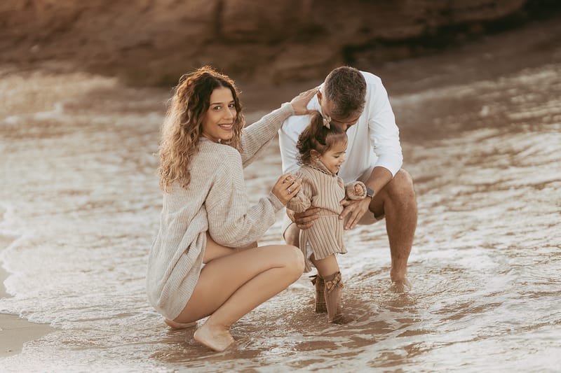 צילומי משפחה בים | צילומי הריון בים | צילומי גיל שנה בים