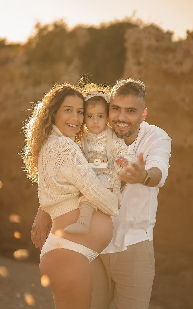 צילומי משפחה בים | צילומי הריון בים | צילומי גיל שנה בים