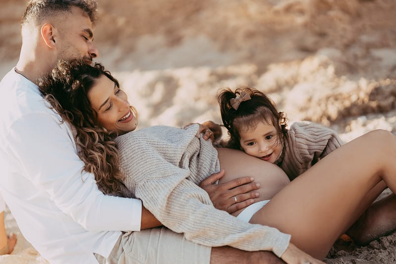 צילומי משפחה בים | צילומי הריון בים | צילומי גיל שנה בים