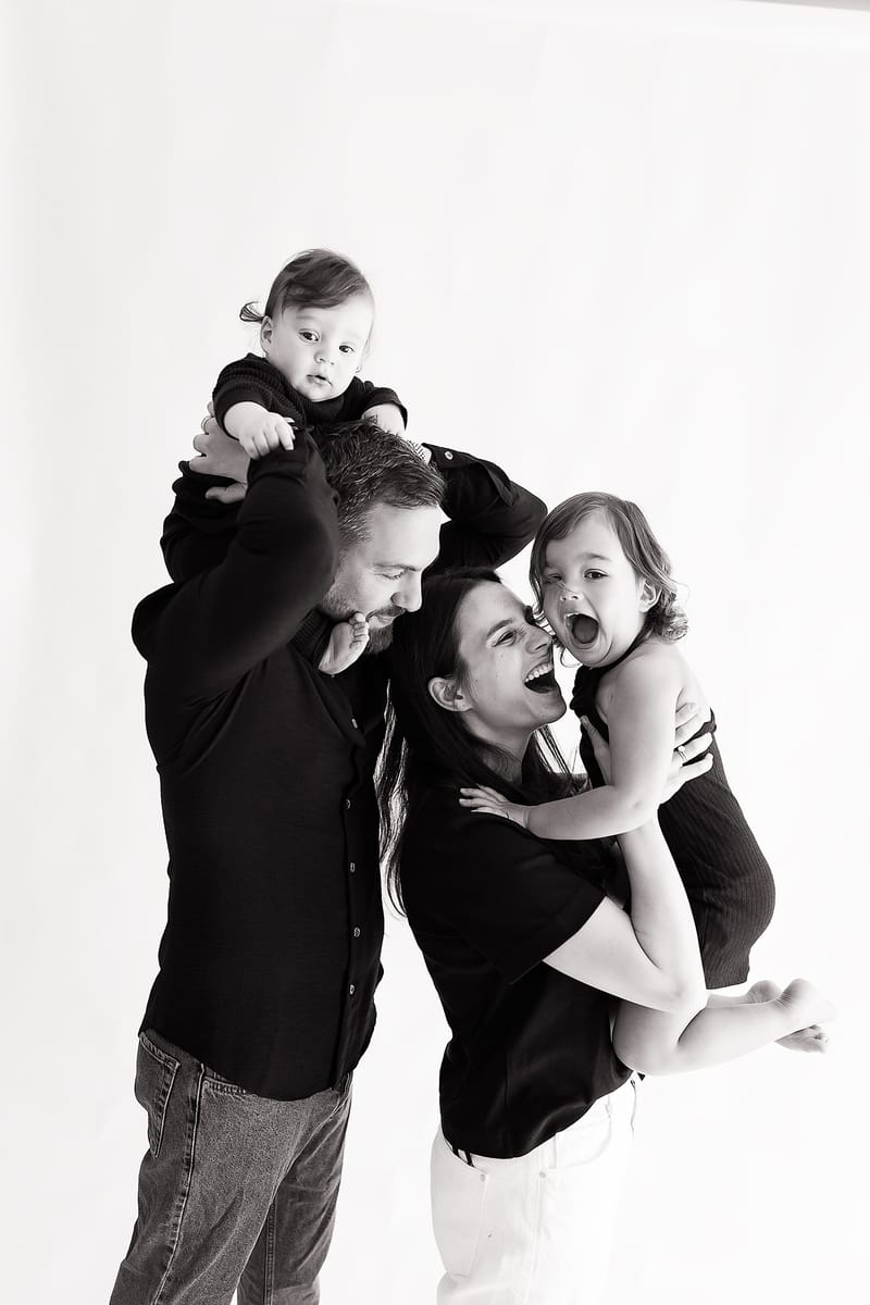 צילום ילדים בסטודיו | צילום גיל שנה בסטודיו