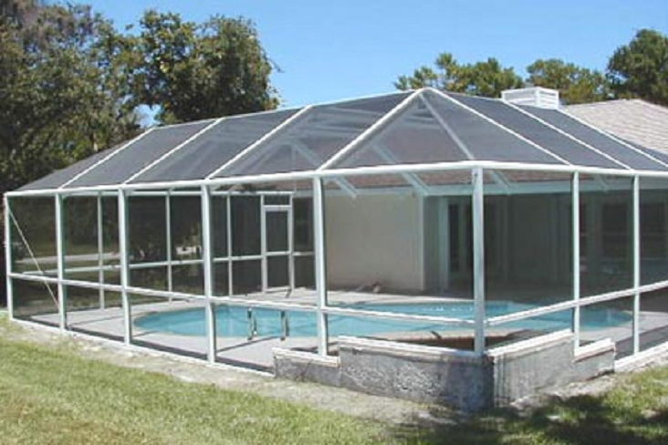 Pool Screen Enclosures Miami Helps You Maintain The Decorum Of The Pool!