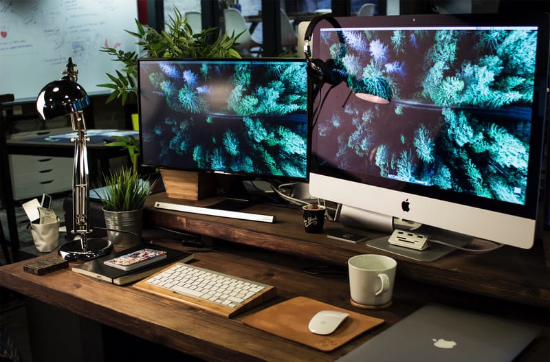 Microcomputer & Desktop Computer