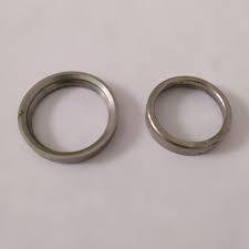 Valve Seats : 20849976 + 20849979 (04192397)_BF6M2012