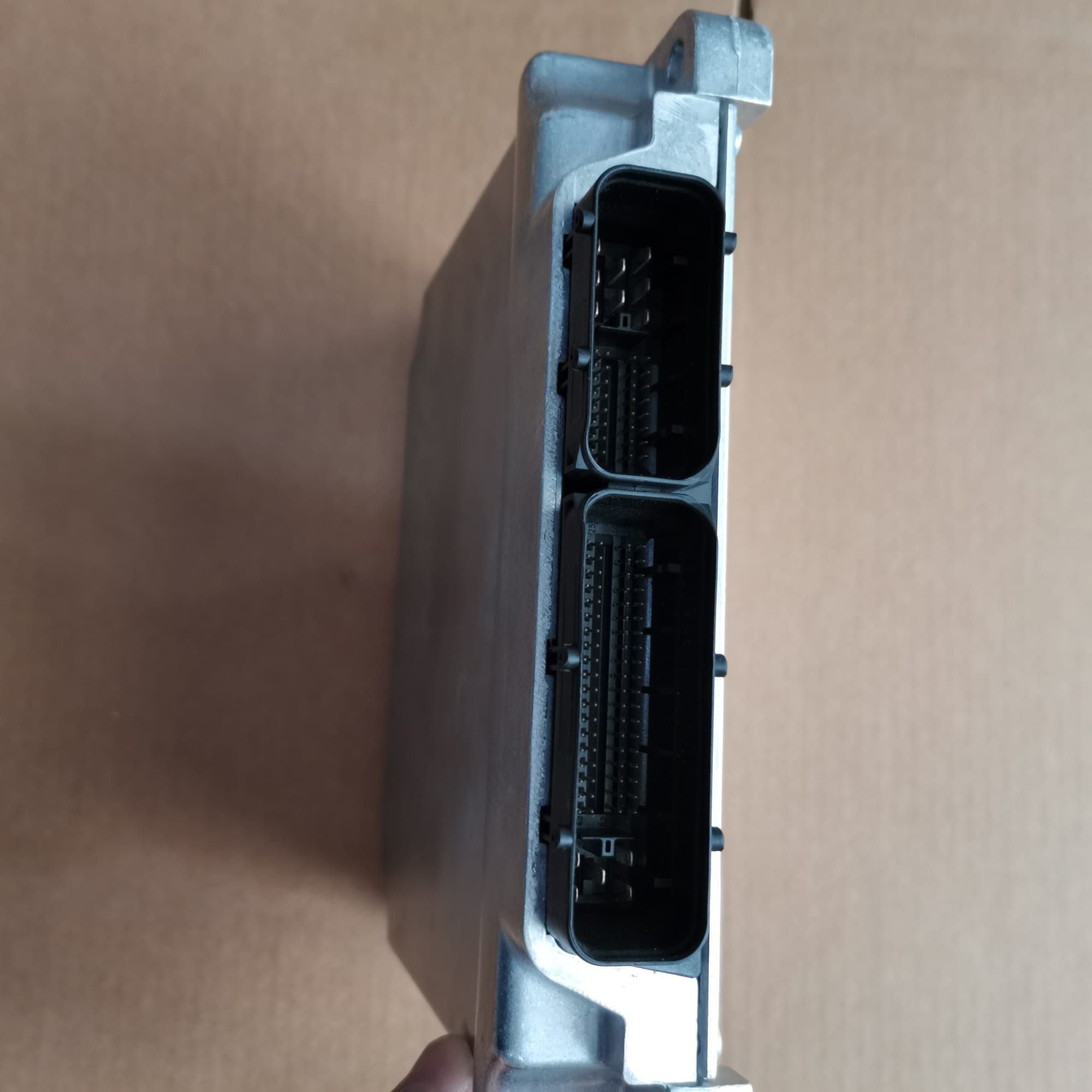 4110001007044WM (3601115)_ECU : LG936L