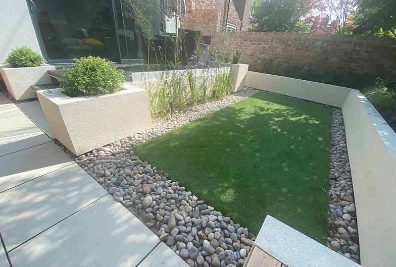 COMBINE CONCRETE BLOCKS FOR WALLS AND BEDDING AREAS