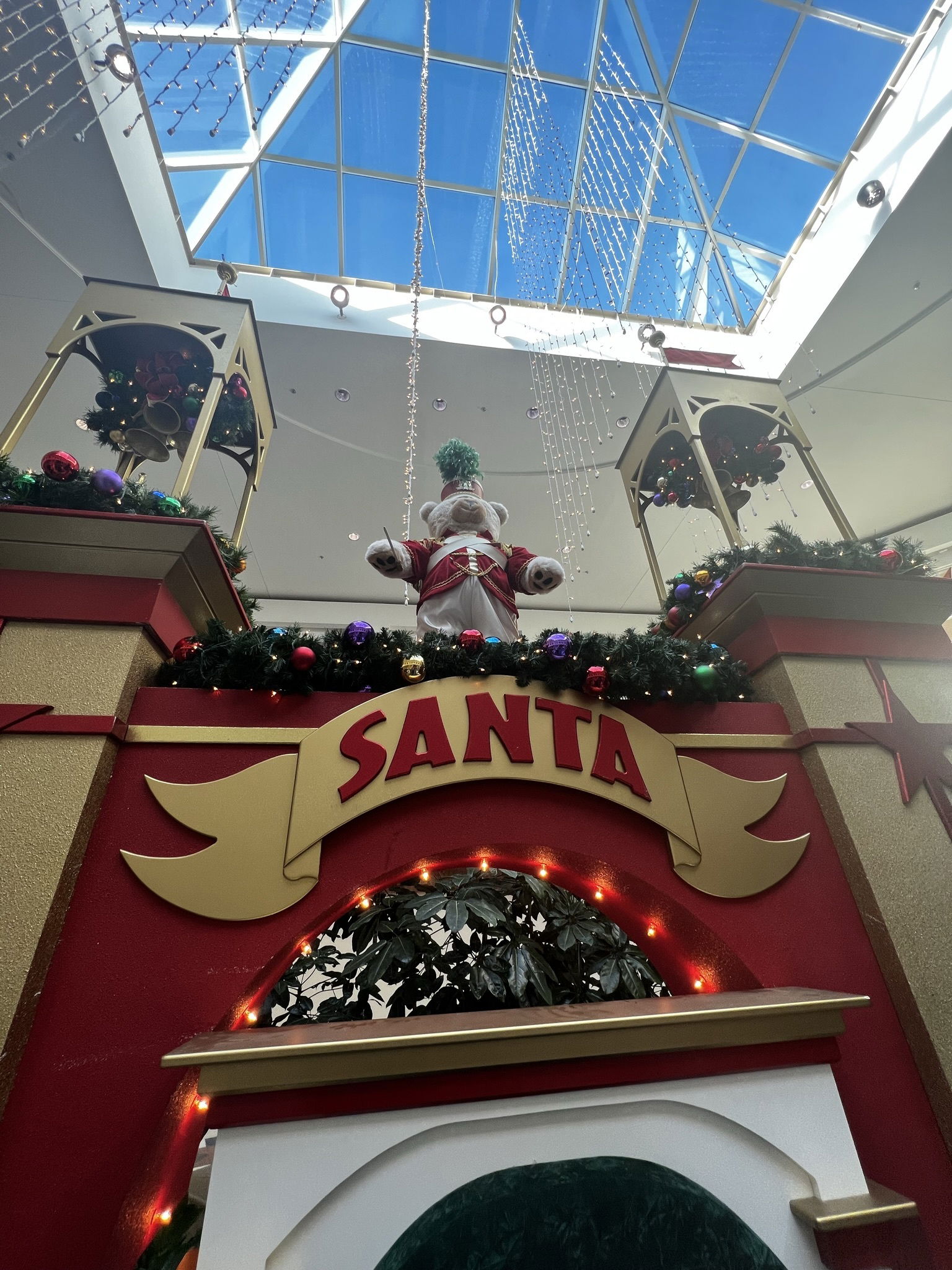 Military Circle Mall