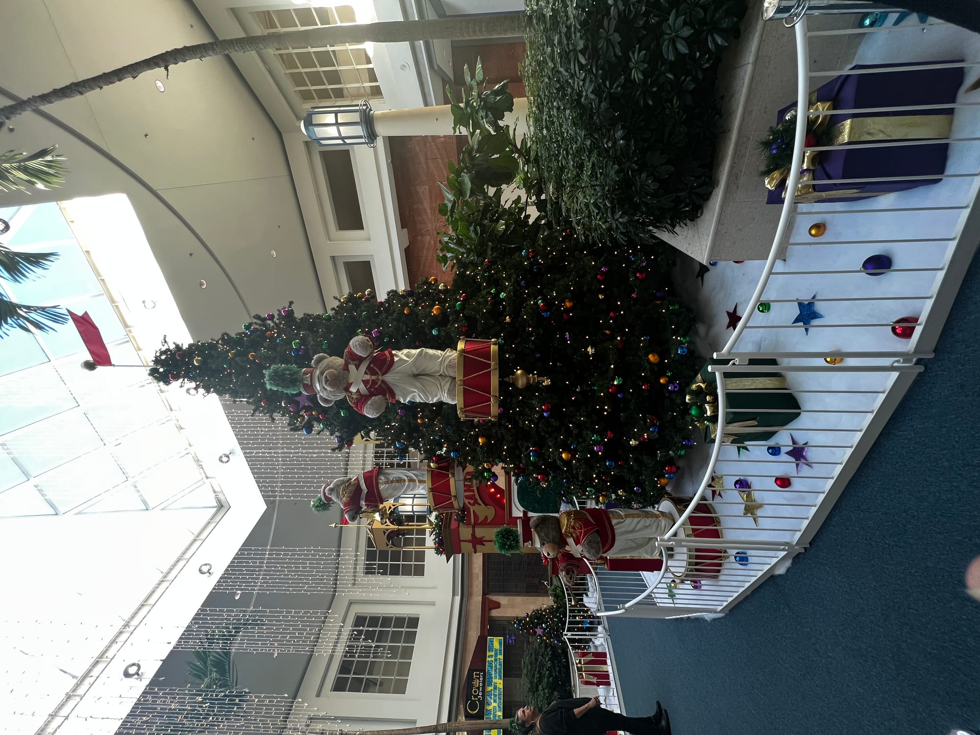 Military Circle Mall