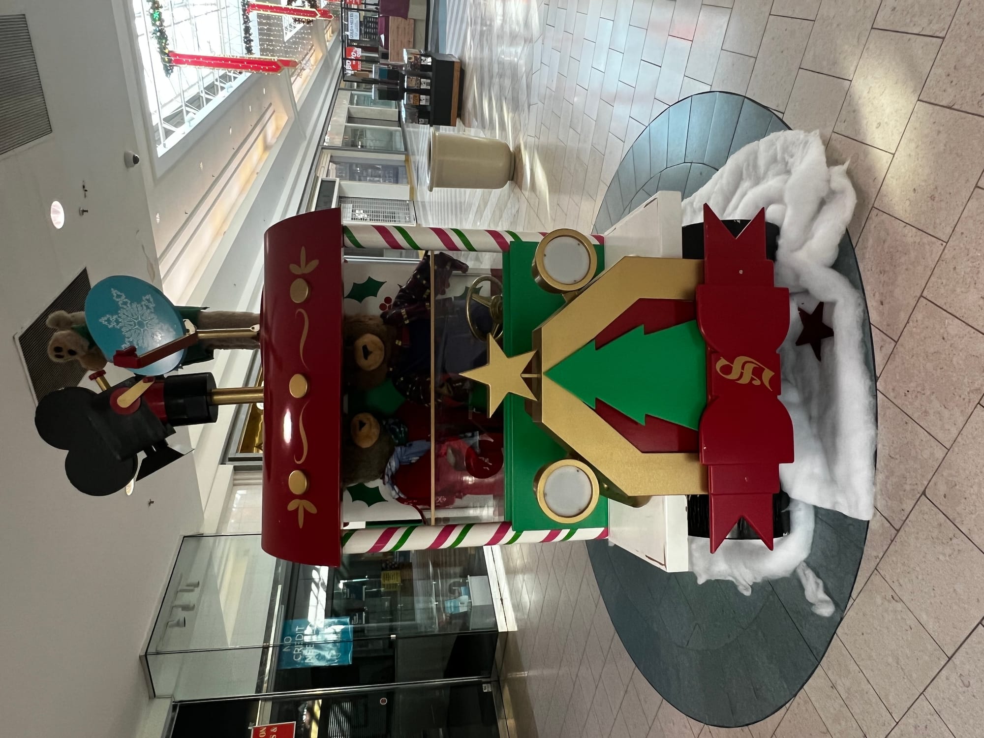 Military Circle Mall