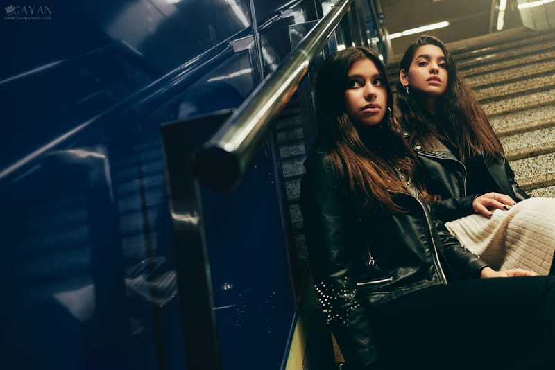 Con las modelos Andrea Martinez y Raquel Gonzales -@raquelgonzales17 @andreamartinez_007