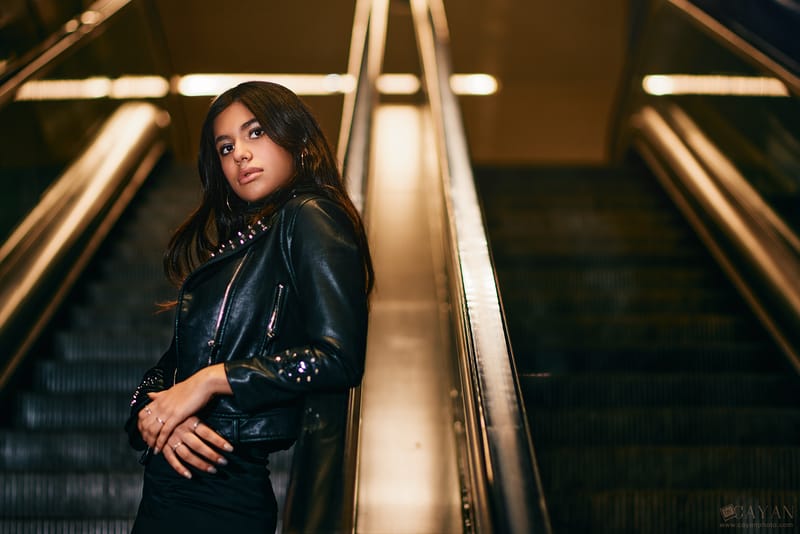 Con las modelos Andrea Martinez y Raquel Gonzales -@raquelgonzales17 @andreamartinez_007