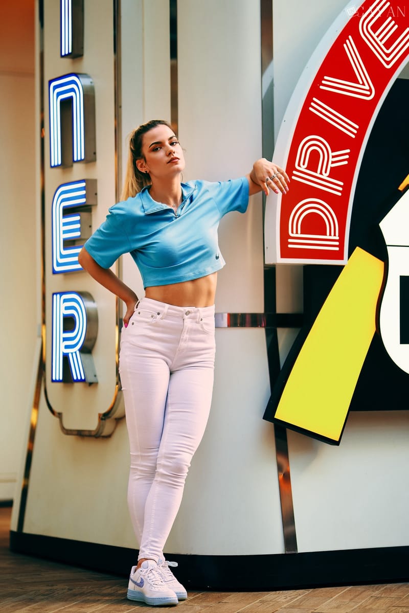 Con la hermosa Sarah Jaeghers - Facebook: @sarah.jaeghers