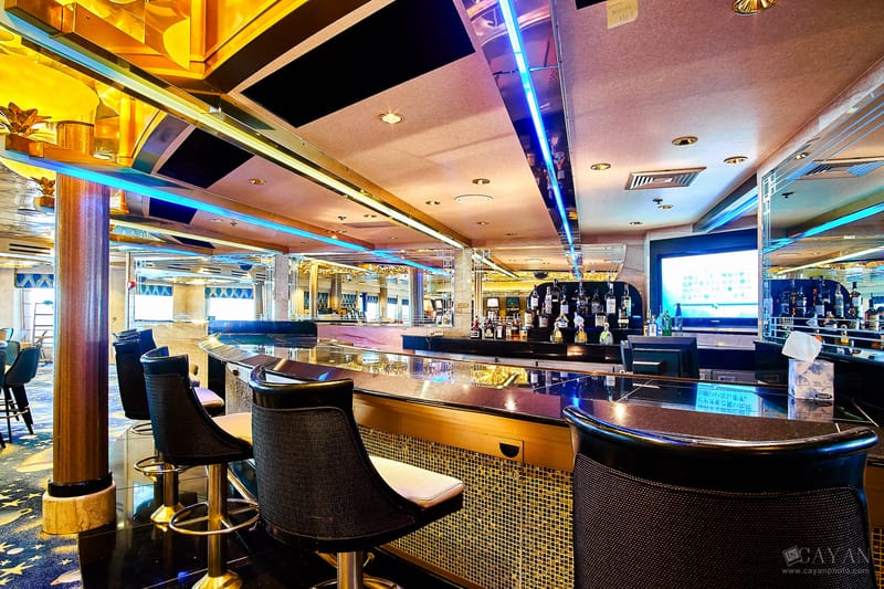 Restauración e inauguración del Primer Barco de la empresa SKY SEA