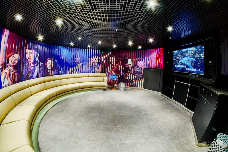 Restauración e inauguración del Primer Barco de la empresa SKY SEA