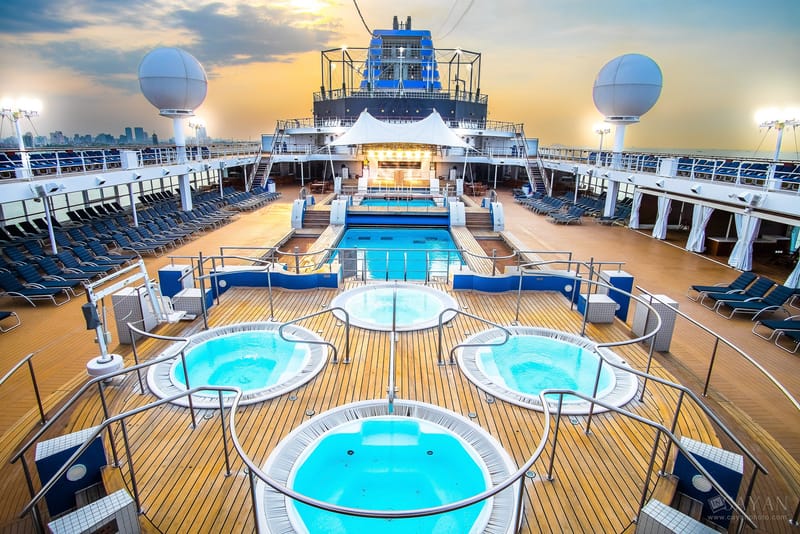 Restauración e inauguración del Primer Barco de la empresa SKY SEA