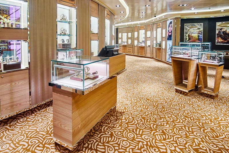 Restauración e inauguración del Primer Barco de la empresa SKY SEA