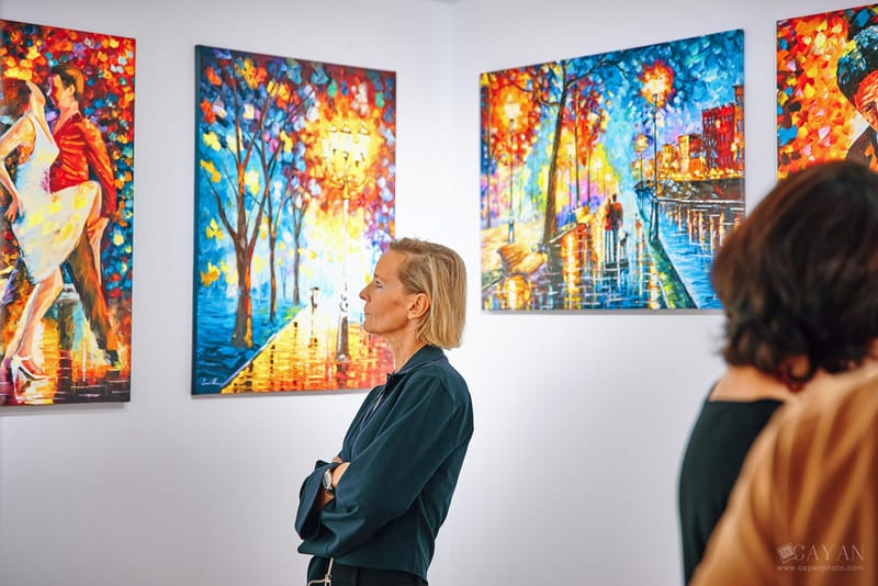 Material de inauguración y publicidad de la Galería de Arte Leonid Afremov