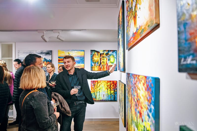 Material de inauguración y publicidad de la Galería de Arte Leonid Afremov