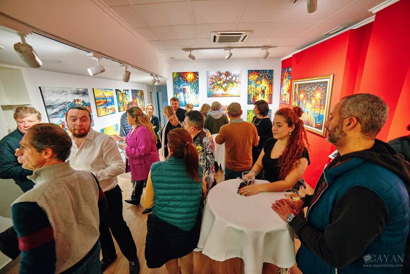 Material de inauguración y publicidad de la Galería de Arte Leonid Afremov