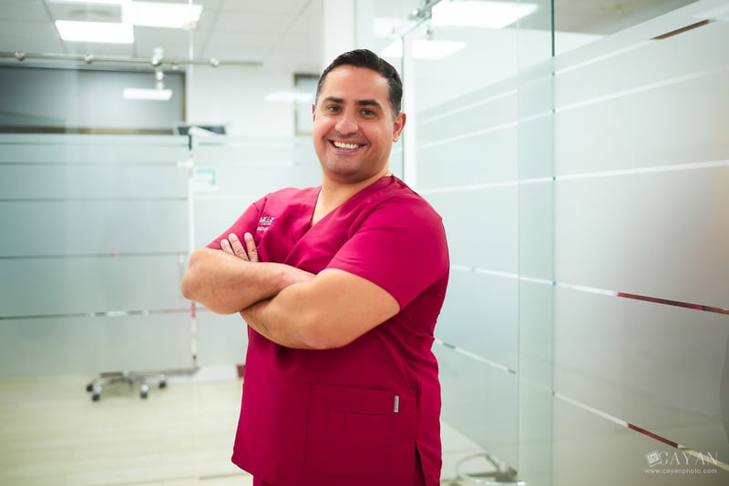 Material publicitario para Clínica Dental EMEDENTE