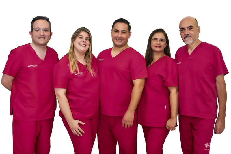 Material publicitario para Clínica Dental EMEDENTE