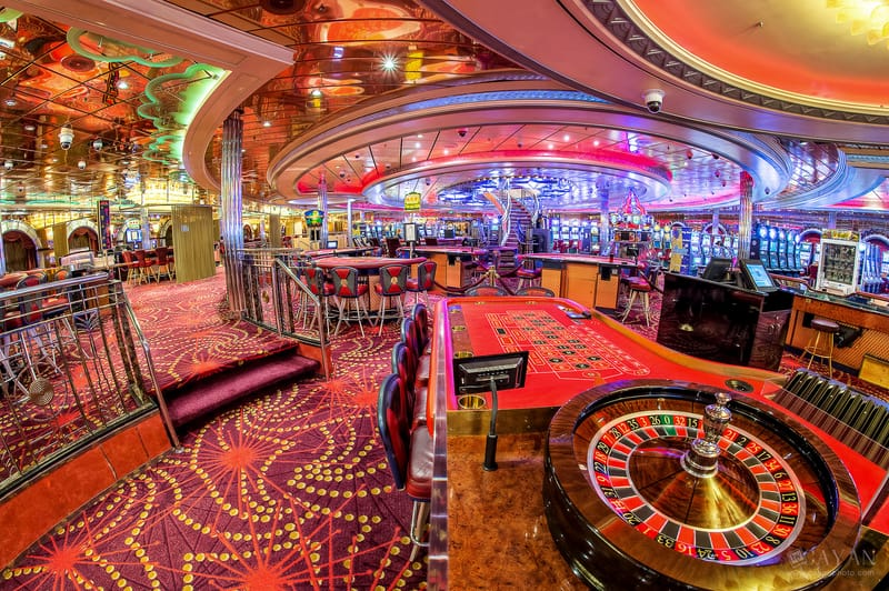 Material publicitario para el crucero Symphony of the Seas