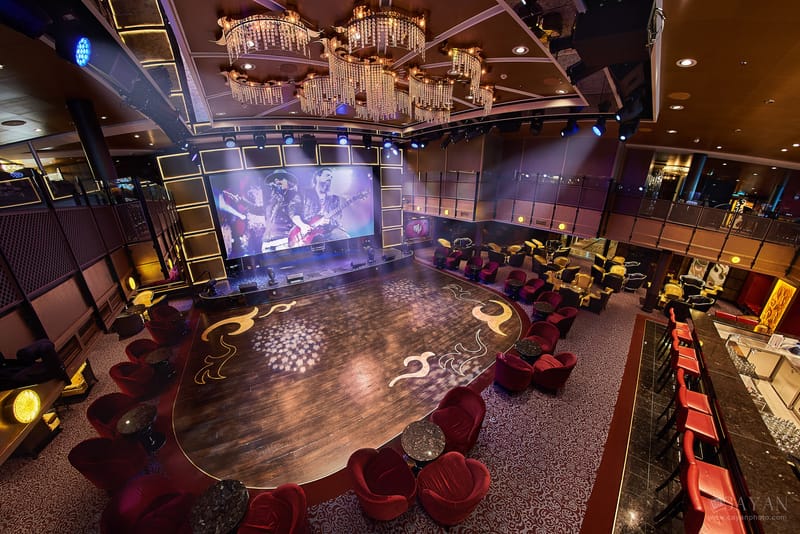 Material publicitario para el crucero Symphony of the Seas