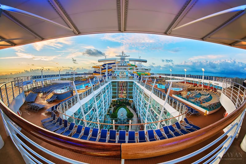 Material publicitario para el crucero Symphony of the Seas